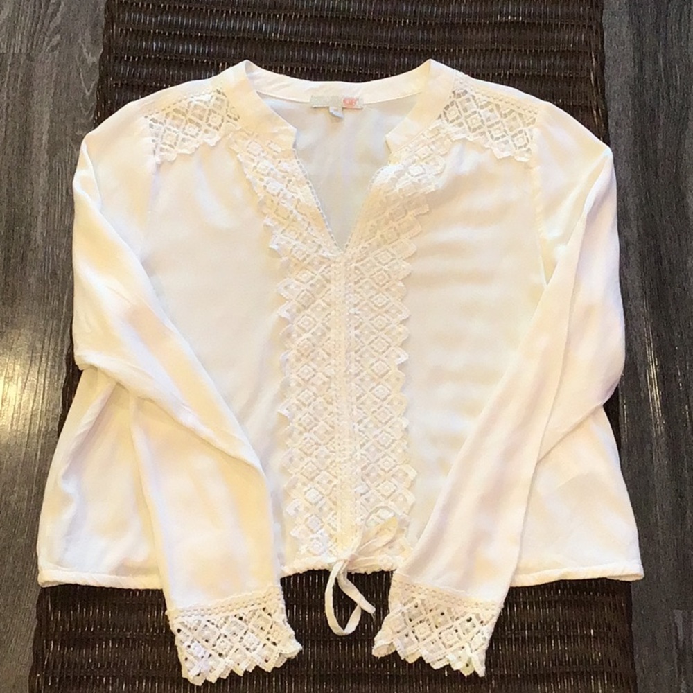 Gianni Bini Cropped Lace Shirt